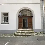 Апартаменты Fachwerk-apartment Am Schloss - Claycation